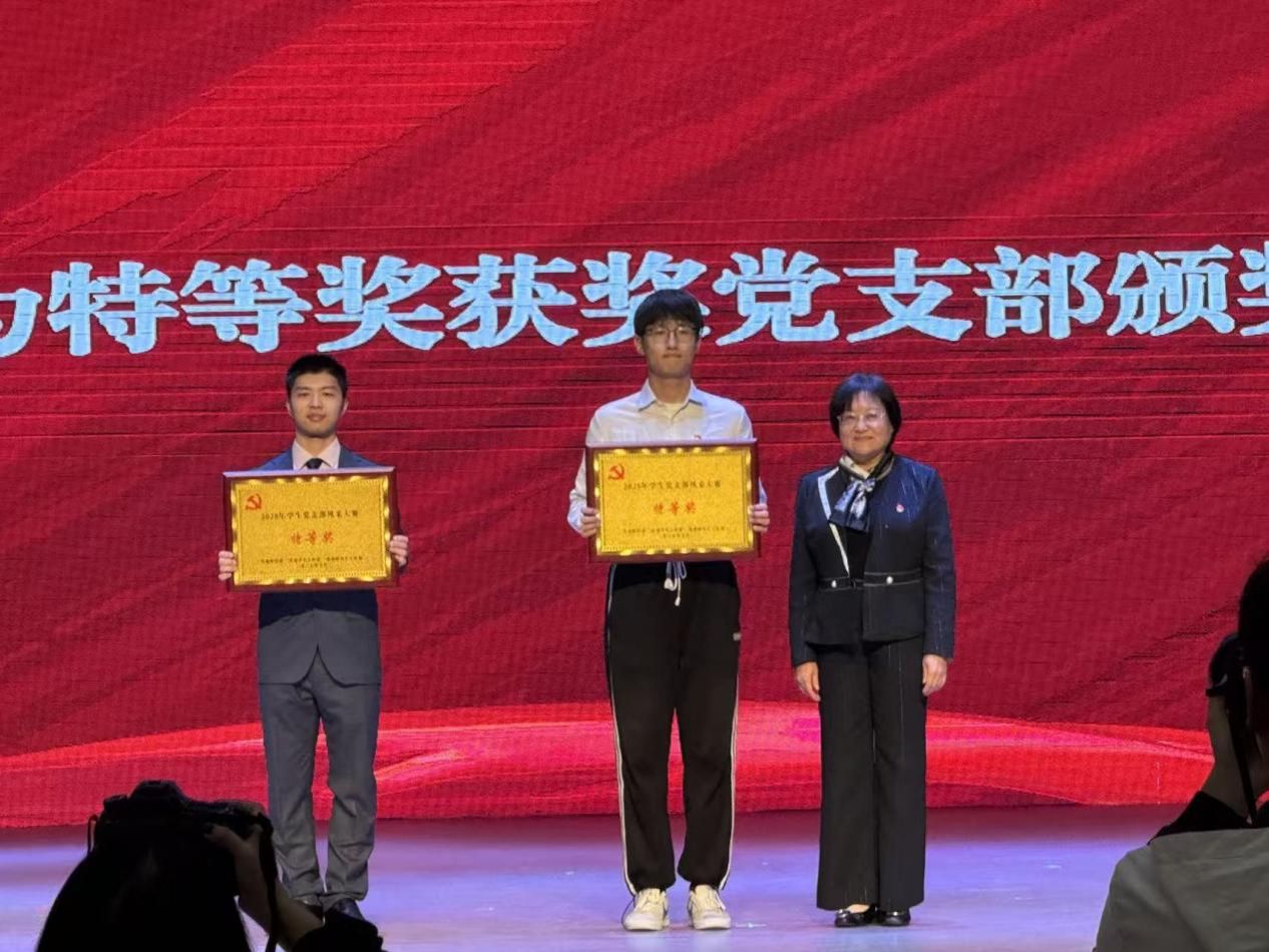 1b00b189198637a636dfc5632386851e 1b00b189198637a636dfc5632386851e